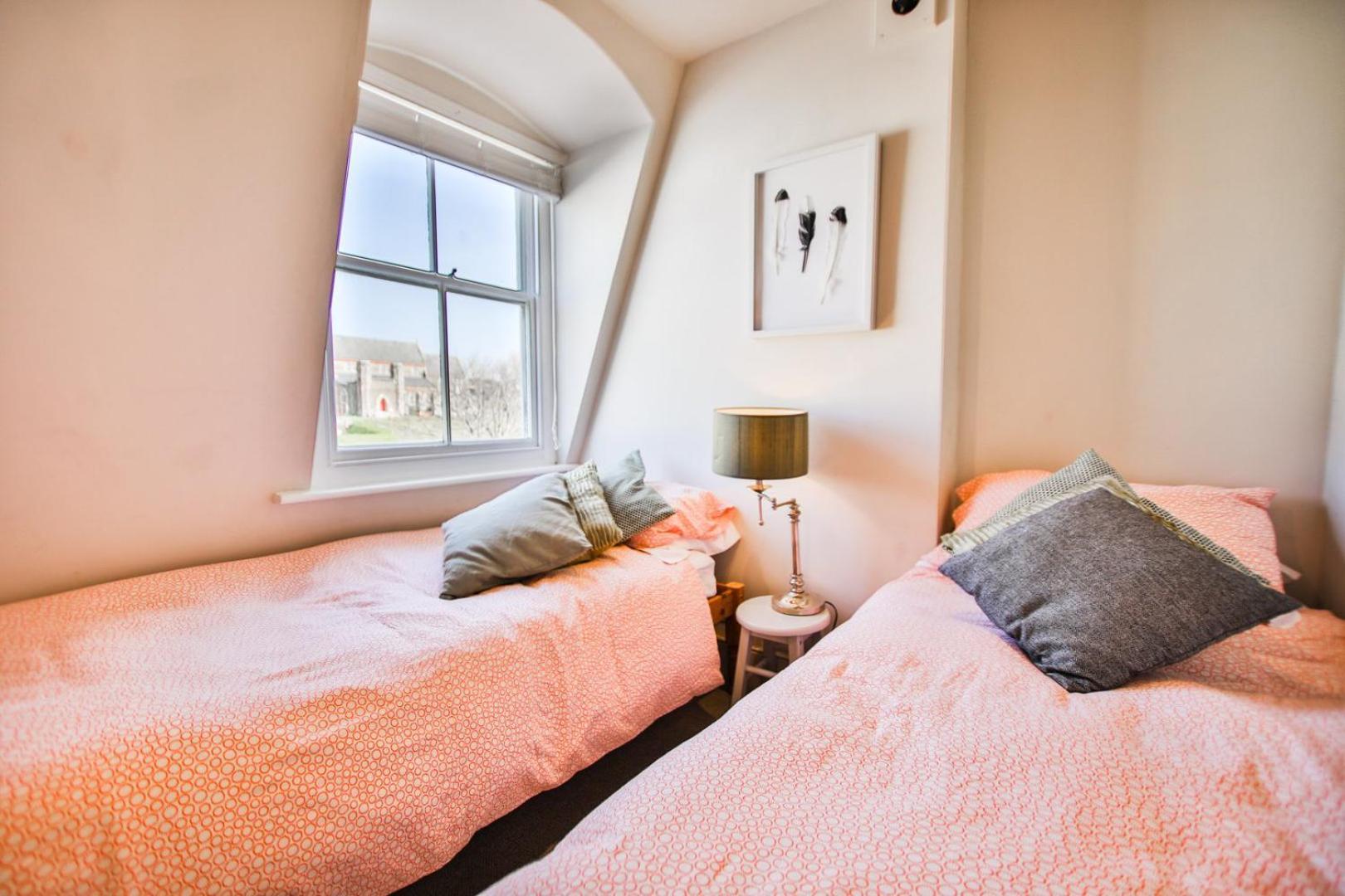 דירות הייסטינגס The Sunrise Penthouse מראה חיצוני תמונה